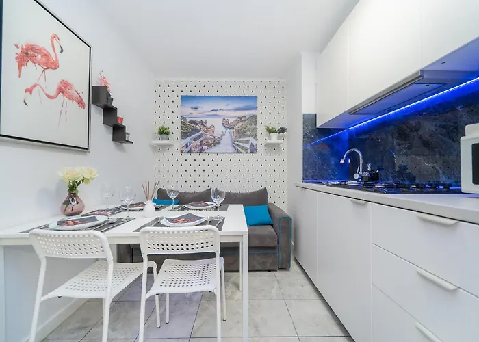 Unitapartament Warszawa Centrum Room In Apartment By Metro Rondo Onz Super Wygodne Noclegi Zapraszamy