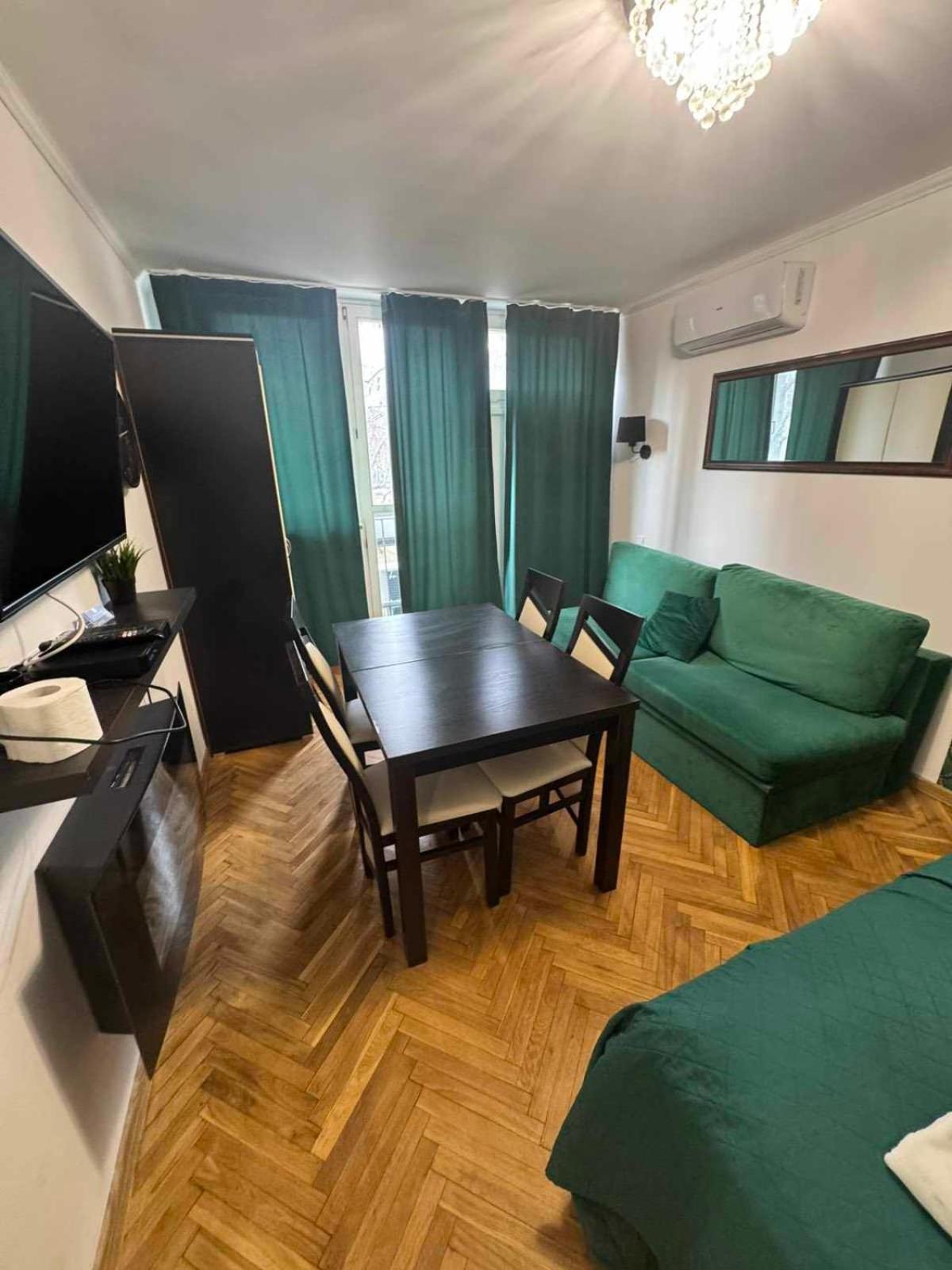 Apartment Unitapartament Centrum In By Metro Rondo Onz Super Wygodne Zapraszamy